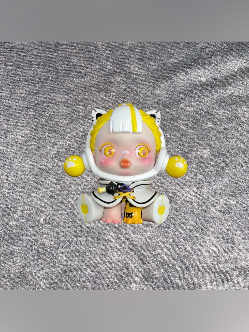 Skullpanda City of Night Pet Cat Figure
